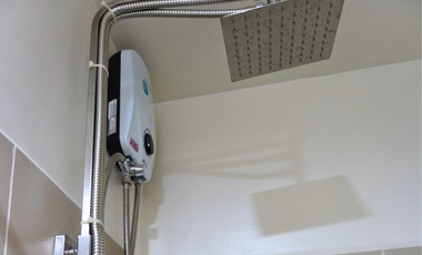 1 Bedroom with Balcony for Rent in Unit Red Residences in Makati City