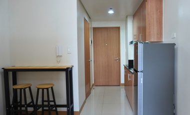 1 Bedroom with Balcony for Rent in Unit Red Residences in Makati City