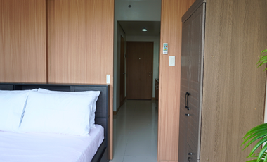 1 Bedroom with Balcony for Rent in Unit Red Residences in Makati City
