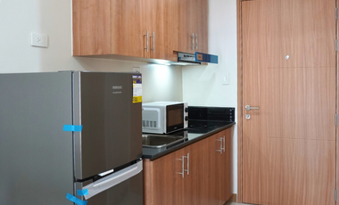 1 Bedroom with Balcony for Rent in Unit Red Residences in Makati City