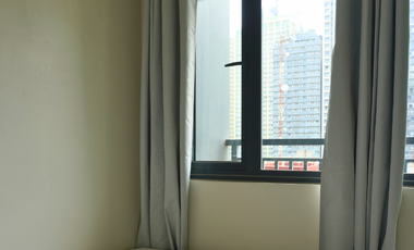 1 Bedroom with Balcony for Rent in Unit Red Residences in Makati City