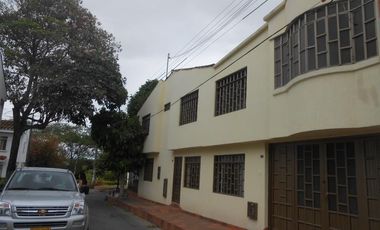SE ARRIENDA APARTAMENTO DE 2 PISOS EN LA URBANIZACIÓN IPANEMA - ORIENTE DE NEIVA