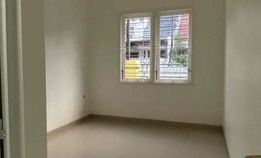 Disewakan Rumah Bagus Siap Huni Pondok Mutiara Sidoarjo dekat Pondok Jati Taman Pinang
