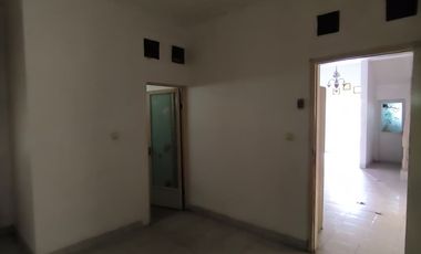 For Sale – Two-Storey Corner House on 170 m² Land in a Cluster, Cirebon City