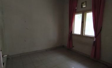 For Sale – Two-Storey Corner House on 170 m² Land in a Cluster, Cirebon City