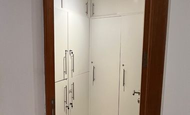 Venta de amplia Oficina para Inversión