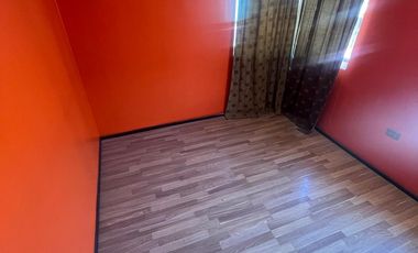 Casa Ampliada y Regularizada en Villa Los Héroes, Maipú.