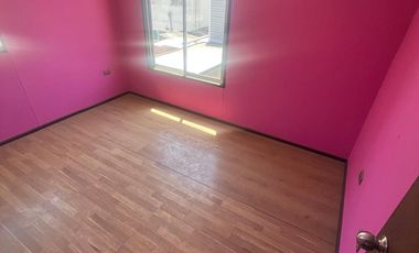 Casa Ampliada y Regularizada en Villa Los Héroes, Maipú.