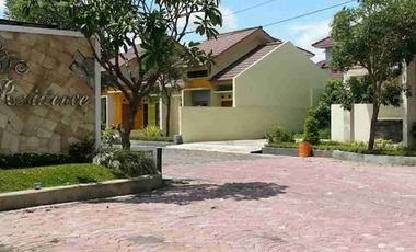 Di sewakan nyaman cluster eksclusive  one gate.