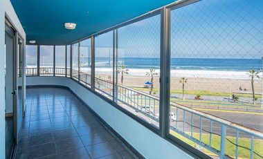 SE VENDE DEPTO EN COND. MAR EGEO.