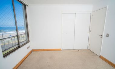 SE VENDE DEPTO EN COND. MAR EGEO.