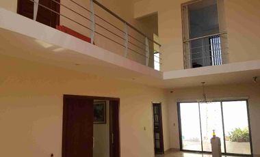 En alquiler Casa en Urb Polaris