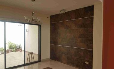 En alquiler Casa en Urb Polaris