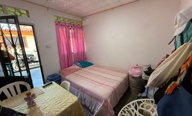 Casa con Aparta estudio en Venta, Barrio Santa Rosa Neiva