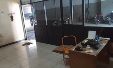 DISEWAKAN GUDANG KAYU BESAR TEGAL ALUR JAKARTA BARAT AKSES CONTAINER 40FT