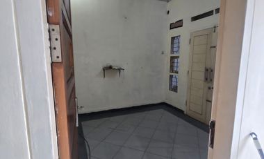 Dijual Cepat dan Murah Gudang Cipondoh Sudah Renovasi