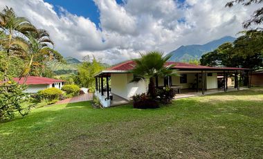 Espectacular Finca rica en agua y rodeada de naturaleza - Ideal para un Hotel ecoturistico stico