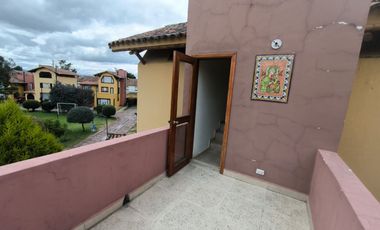 SE ARRIENDA CASA CONJUNTO MATERILE