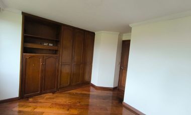 SE ARRIENDA CASA CONJUNTO MATERILE