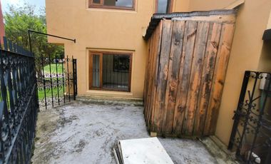 SE ARRIENDA CASA CONJUNTO MATERILE