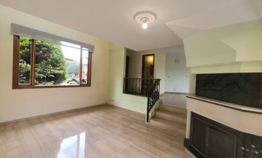 SE ARRIENDA CASA CONJUNTO MATERILE