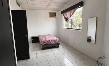 Casa de alquiler en primeros kms vía Samborondón