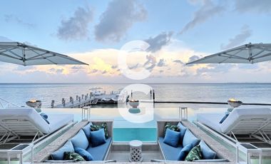 Casa en Venta en Cancun en Punta Sam Puerto Juárez a Pie de Playa