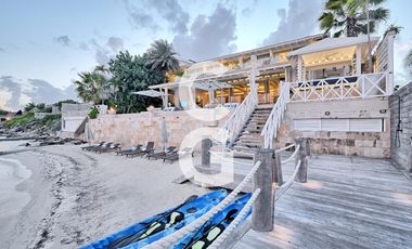 Casa en Venta en Cancun en Punta Sam Puerto Juárez a Pie de Playa