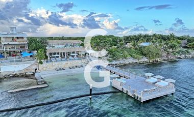 Casa en Venta en Cancun en Punta Sam Puerto Juárez a Pie de Playa