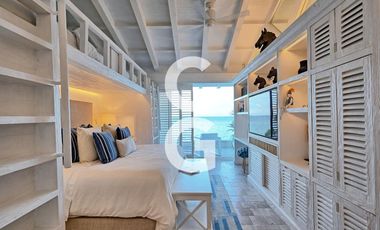 Casa en Venta en Cancun en Punta Sam Puerto Juárez a Pie de Playa