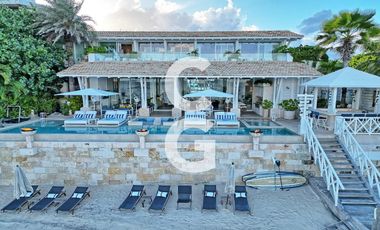 Casa en Venta en Cancun en Punta Sam Puerto Juárez a Pie de Playa