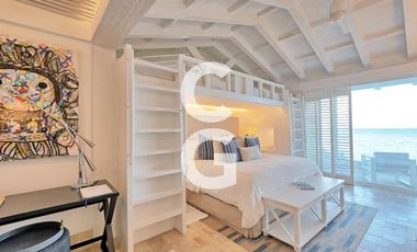 Casa en Venta en Cancun en Punta Sam Puerto Juárez a Pie de Playa