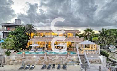 Casa en Venta en Cancun en Punta Sam Puerto Juárez a Pie de Playa