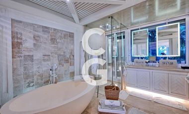 Casa en Venta en Cancun en Punta Sam Puerto Juárez a Pie de Playa