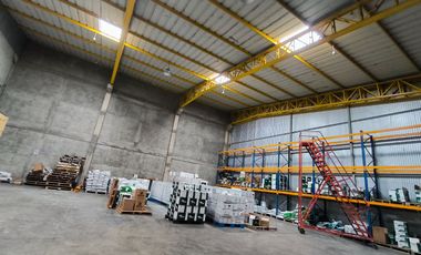 Alquiler de bodega industrial 350 m² – Dentro de Parque Industrial, Vía Durán-Tambo km 4