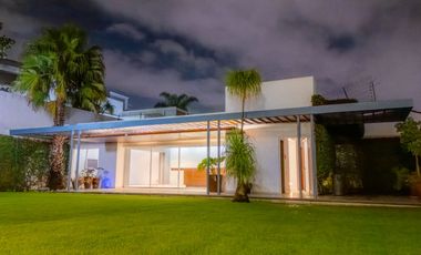 Casa con amplio Jardín en Bosques de Angelópolis