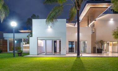 Casa con amplio Jardín en Bosques de Angelópolis