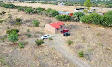 TERRENO CAMPESTRE CON CASA