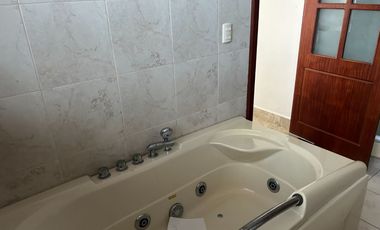 HERMOSO DEPARTAMENTO EN VENTA UBICADO EN MALECON DE SALINAS