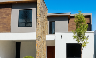 Venta de casa en La Joya en Arteaga Coahuila