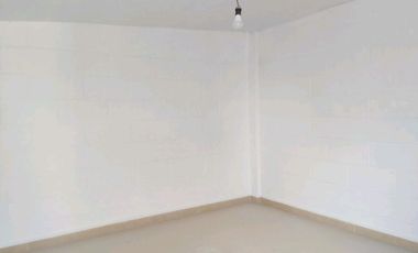 Casa En Venta En Valle De Los Pinos, Sta Monica, 3 Rec, 2.5 Baños, 1 Auto, Calle Cerrada