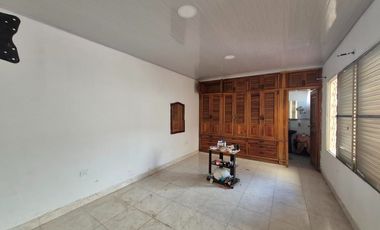 SE VENDE CASA AMPLIA DE UN PISO EN EL BARRIO EL JARDÍN - ORIENTE DE NEIVA