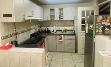 VENDO DUPLEX EN MONTERRICO., SURCO.
