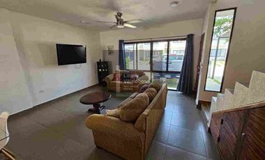 RENTA CASA AMUEBLADA LARGO PLAZO EN VILANOVA