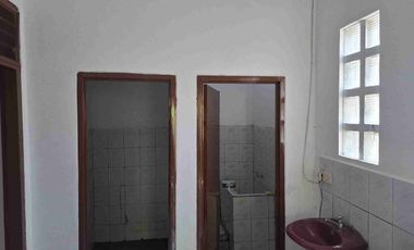 DI SEWAKAN RUMAH  BARU DIRENOVASI SIAP HUNI DAN NYAMAN LOKASI DI DURI KEPA JAKARTA BARAT