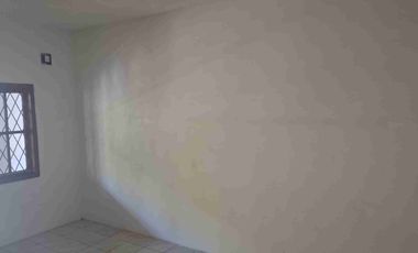 DI SEWAKAN RUMAH  BARU DIRENOVASI SIAP HUNI DAN NYAMAN LOKASI DI DURI KEPA JAKARTA BARAT