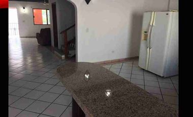 DEPARTAMENTO EN VENTA EN VERSALLES, PUERTO VALLARTA