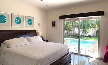 Residencia en venta en la privada Club de Golf