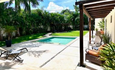 Residencia en venta en la privada Club de Golf