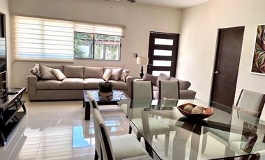 Residencia en venta en la privada Club de Golf